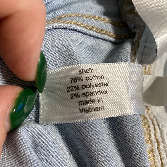 Lane Bryant Mid Rise Flex Magic Waistband Signature Short - Picture 6 of 6